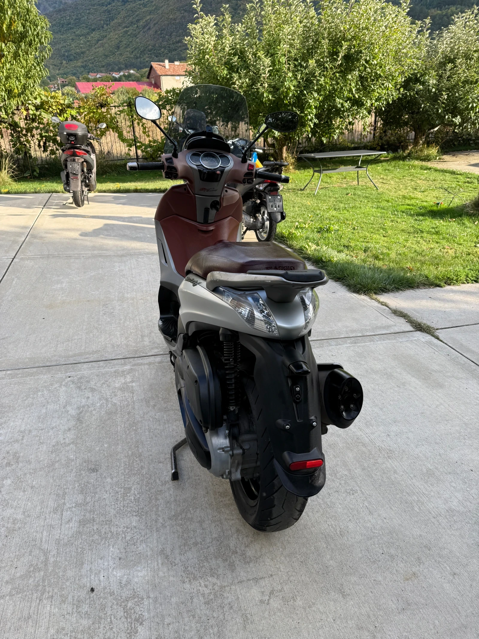 Piaggio Beverly 350 2016 ABS TC - изображение 7