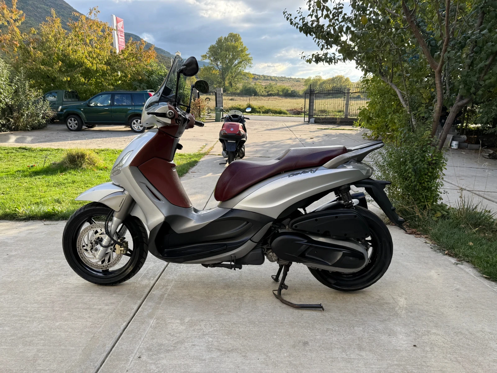 Piaggio Beverly 350 2016 ABS TC - изображение 5