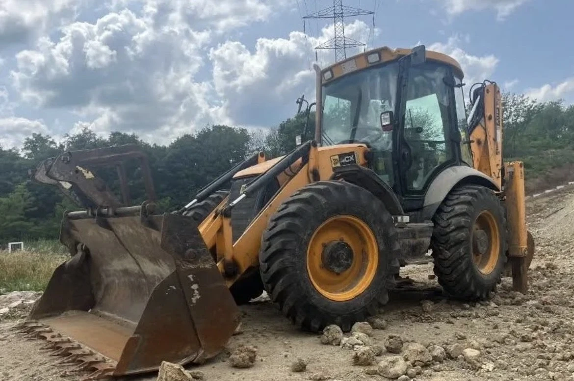 Багер JCB 4CX - изображение 4