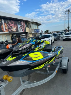 Джет Bombardier Sea Doo RXP 400 Riva Racing 2025, снимка 1