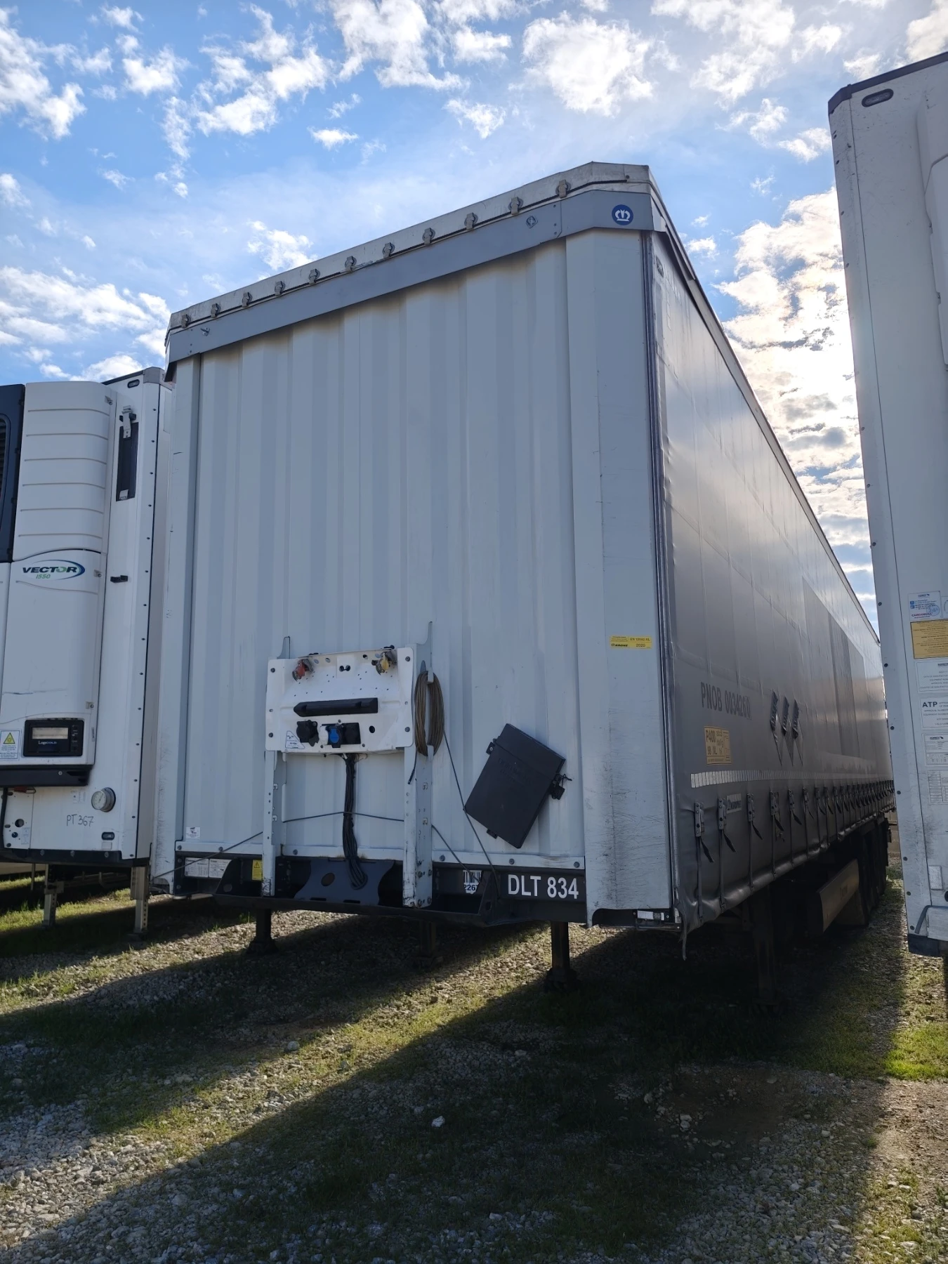 Полуремарке Krone Profi Liner SD