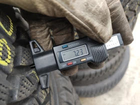 Гуми Зимни 215/65R16, снимка 6