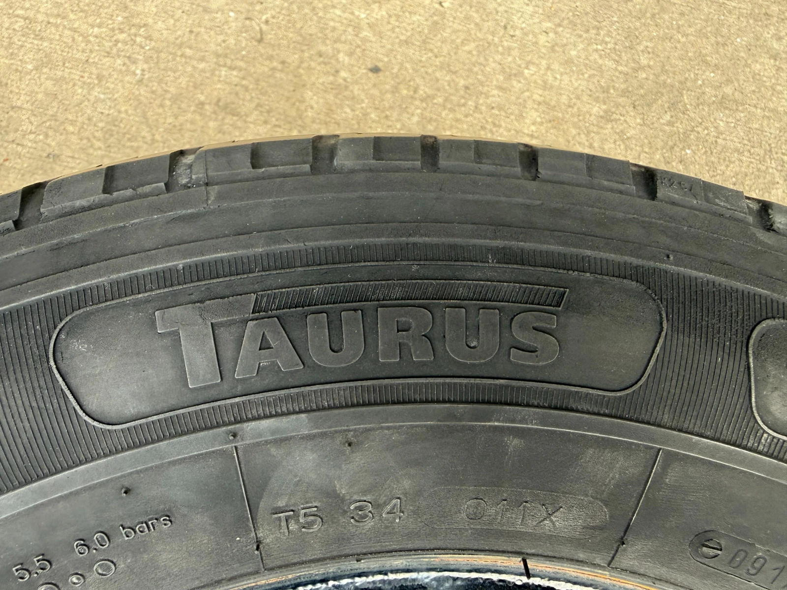Гуми Летни 215/70R15, снимка 4 - Гуми и джанти - 53987601