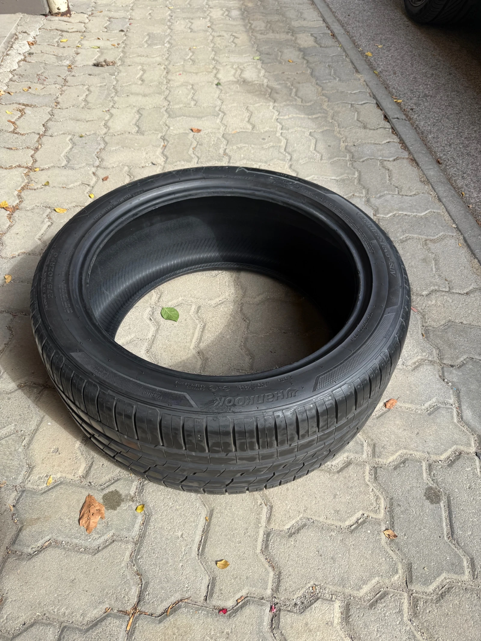 Гуми Летни 275/40R20, снимка 7 - Гуми и джанти - 54242695