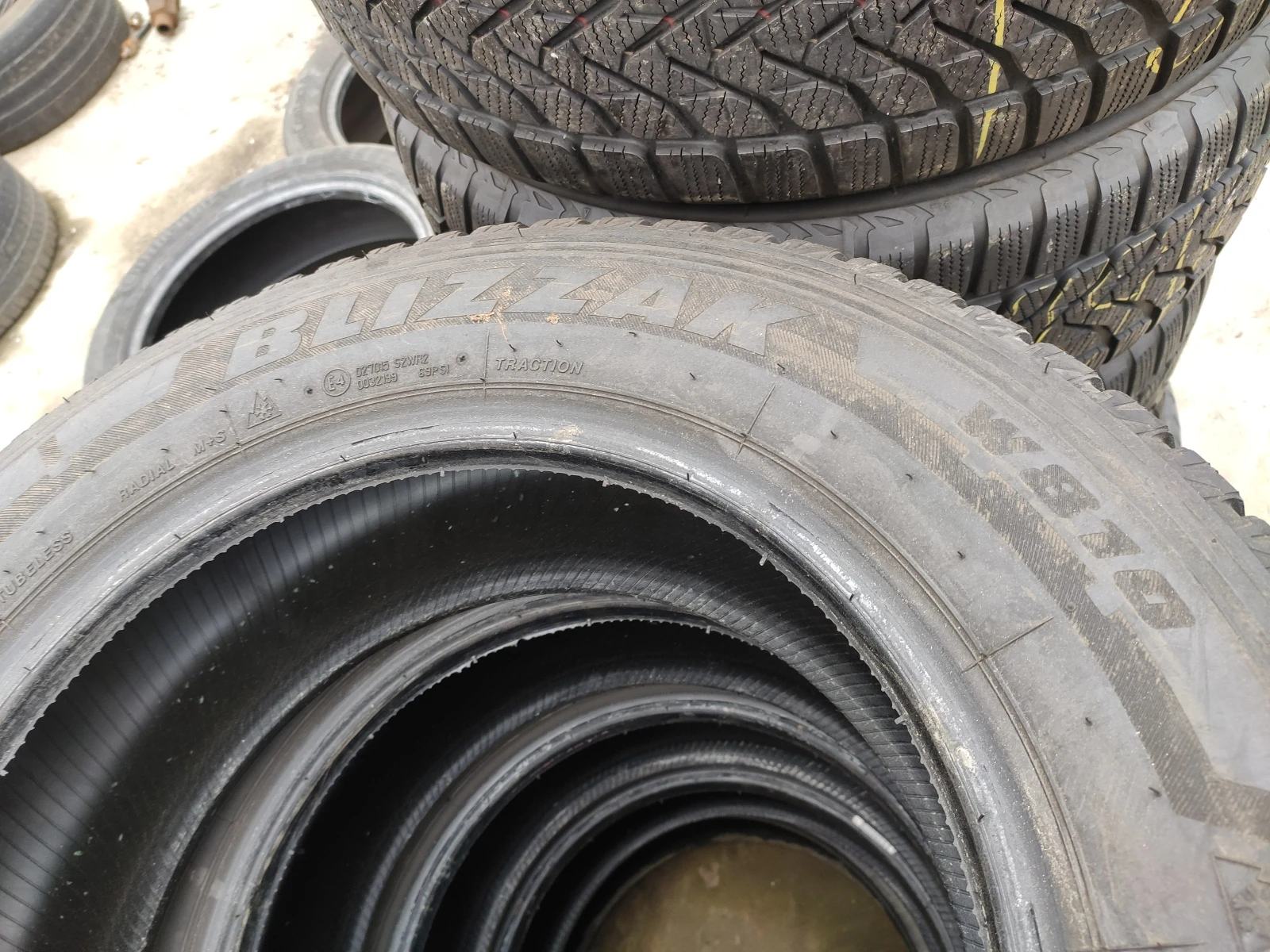 Гуми Зимни 215/65R16, снимка 8 - Гуми и джанти - 54655440