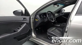 Kia K5, снимка 10