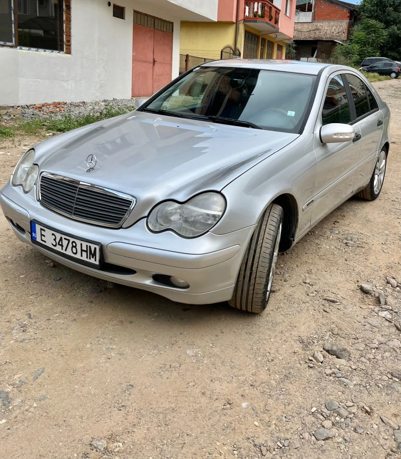 Mercedes-Benz C 200, снимка 1 - Автомобили и джипове - 47390339