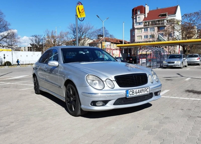 Mercedes-Benz E 270 AMG , снимка 1 - Автомобили и джипове - 47806451