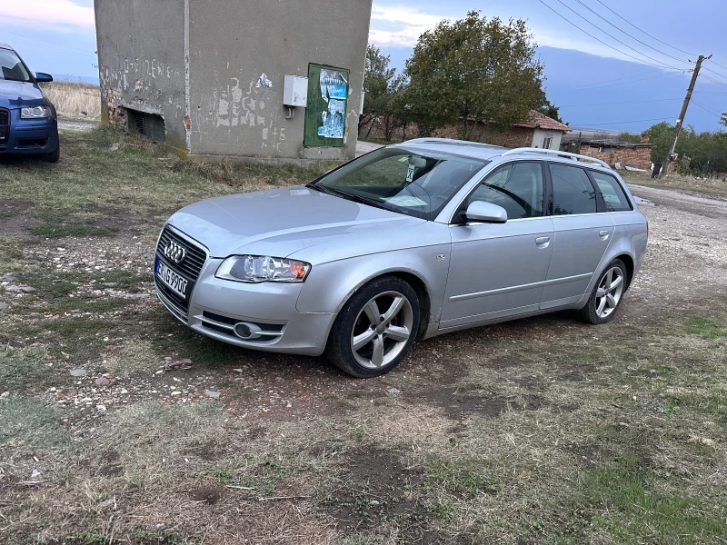 Audi A4 2.0 TDI сервизна история , снимка 1 - Автомобили и джипове - 47497330