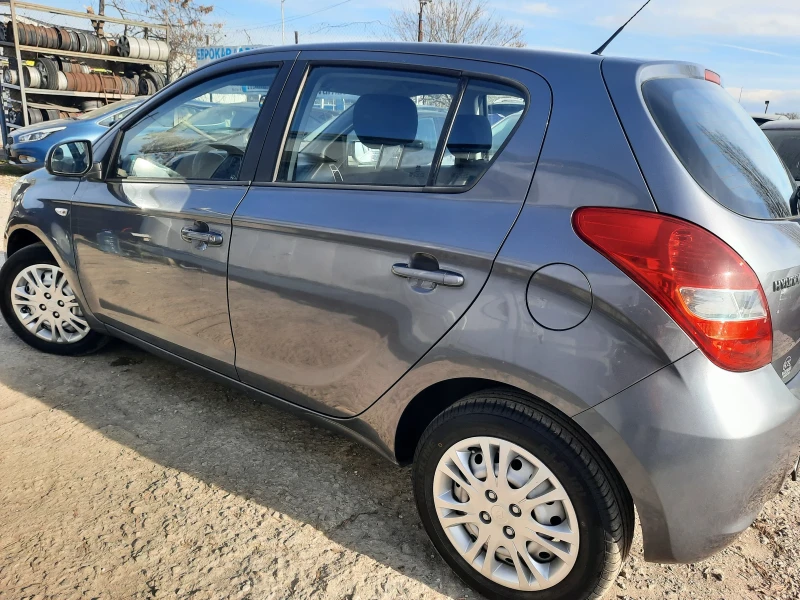 Hyundai I20 2011та КАТО НОВА !!, снимка 7 - Автомобили и джипове - 48351581