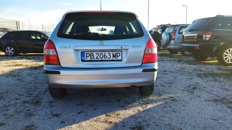 Mazda 323 F 2.0D 90kc. KLIMA, снимка 6 - Автомобили и джипове - 48407412