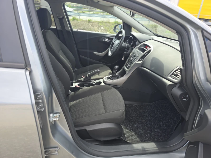 Opel Astra 1.4/BENZIN/NOVA, снимка 13 - Автомобили и джипове - 49828083