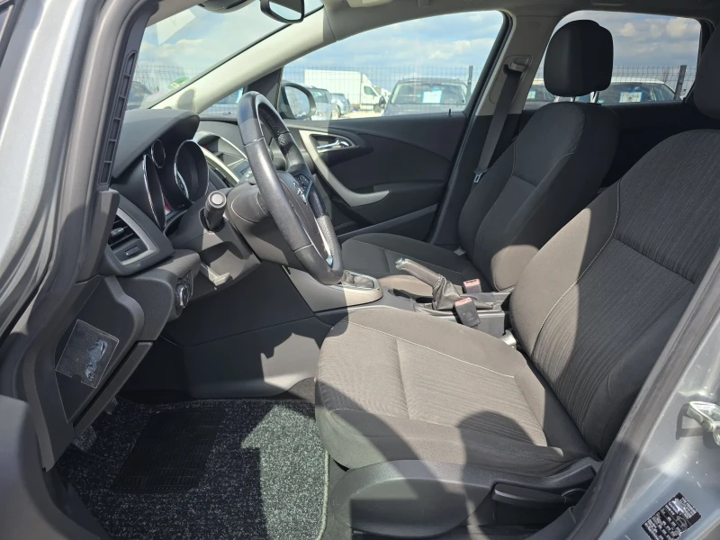 Opel Astra 1.4/BENZIN/NOVA, снимка 9 - Автомобили и джипове - 49828083