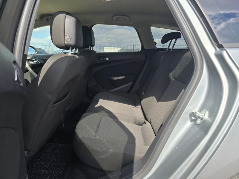 Opel Astra 1.4/BENZIN/NOVA, снимка 10 - Автомобили и джипове - 49828083