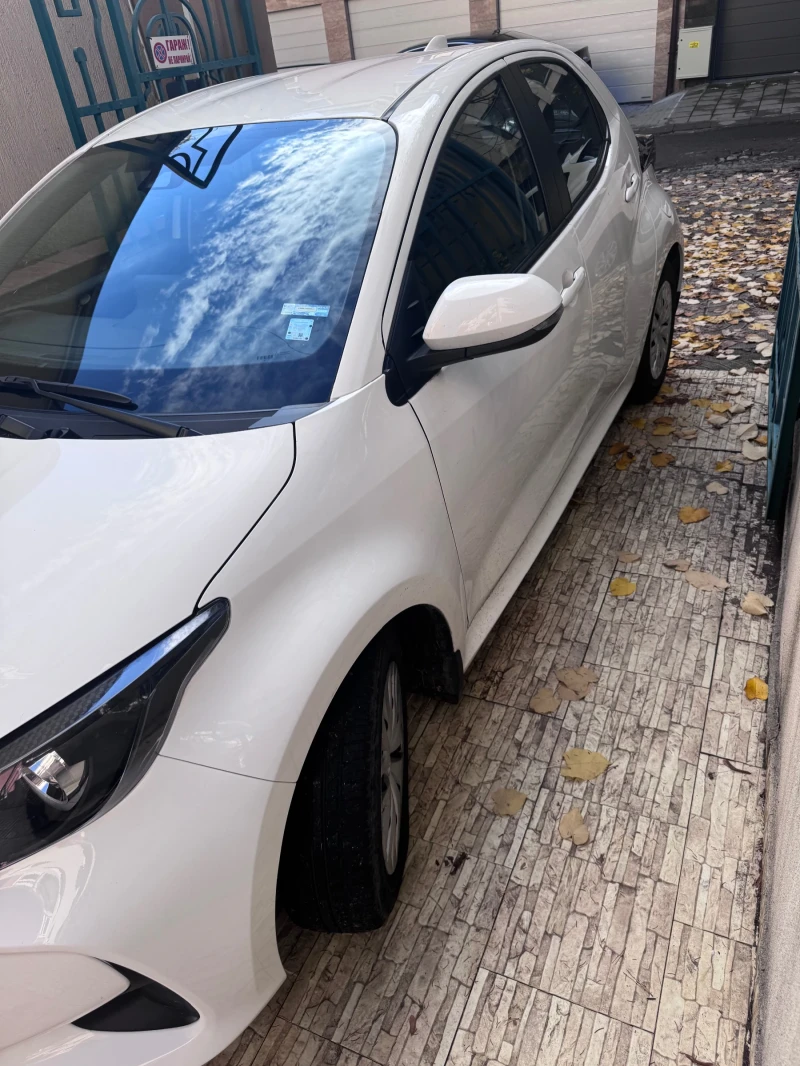 Toyota Yaris 1.5, снимка 3 - Автомобили и джипове - 52389160