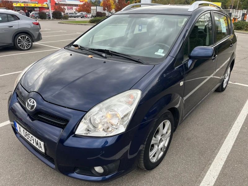 Toyota Corolla verso Facelift, снимка 8 - Автомобили и джипове - 52468422