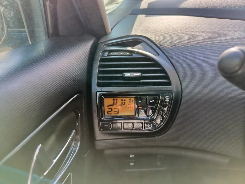 Citroen C4 Picasso, снимка 2 - Автомобили и джипове - 52501111