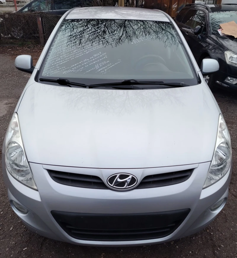 Hyundai I20 1.4i/AUTOMATIC, снимка 2 - Автомобили и джипове - 52584937