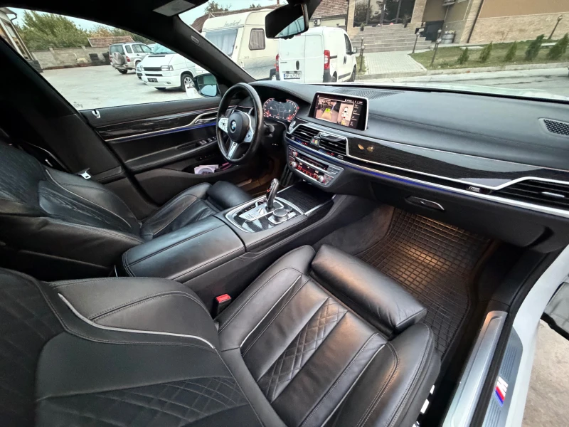 BMW 740 B58, снимка 12 - Автомобили и джипове - 52618668