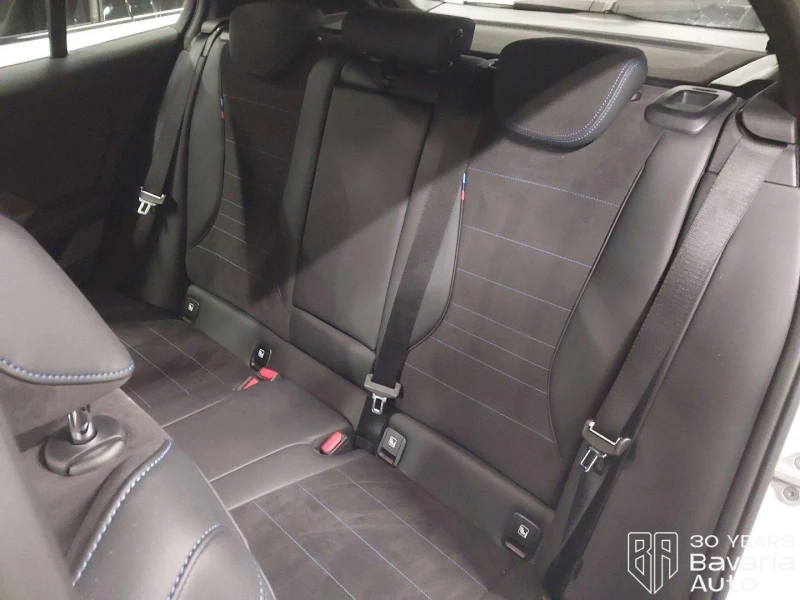 BMW 135 M135i xDrive Steptronic, снимка 8 - Автомобили и джипове - 52726370
