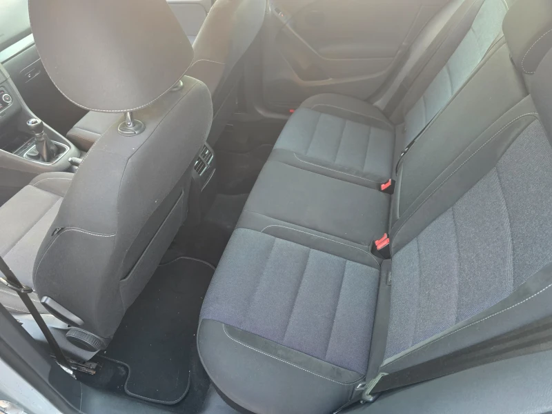 VW Golf Холандия GT пакет ТОП ТОП СЪСТОЯНИЕ , снимка 11 - Автомобили и джипове - 52867443