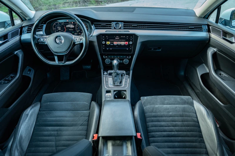 VW Passat R-LINE, снимка 11 - Автомобили и джипове - 52956721