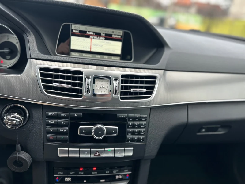 Mercedes-Benz E 220 E220CDI, снимка 15 - Автомобили и джипове - 53349696