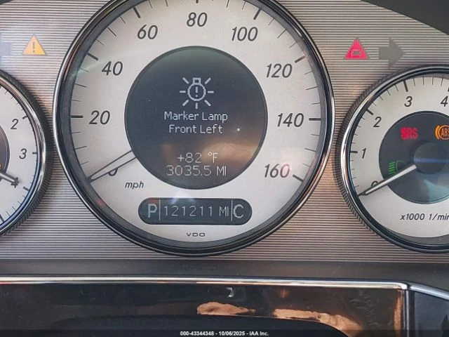 Mercedes-Benz CLS 500  - изображение 8