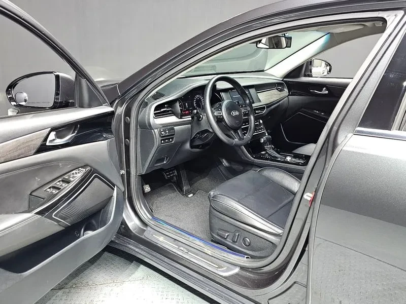 Kia K7 3.0 Lpi Standard, снимка 10 - Автомобили и джипове - 55000277