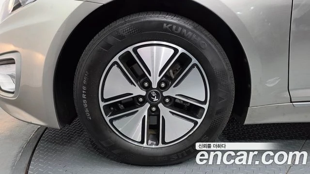 Kia K5, снимка 5 - Автомобили и джипове - 56082112