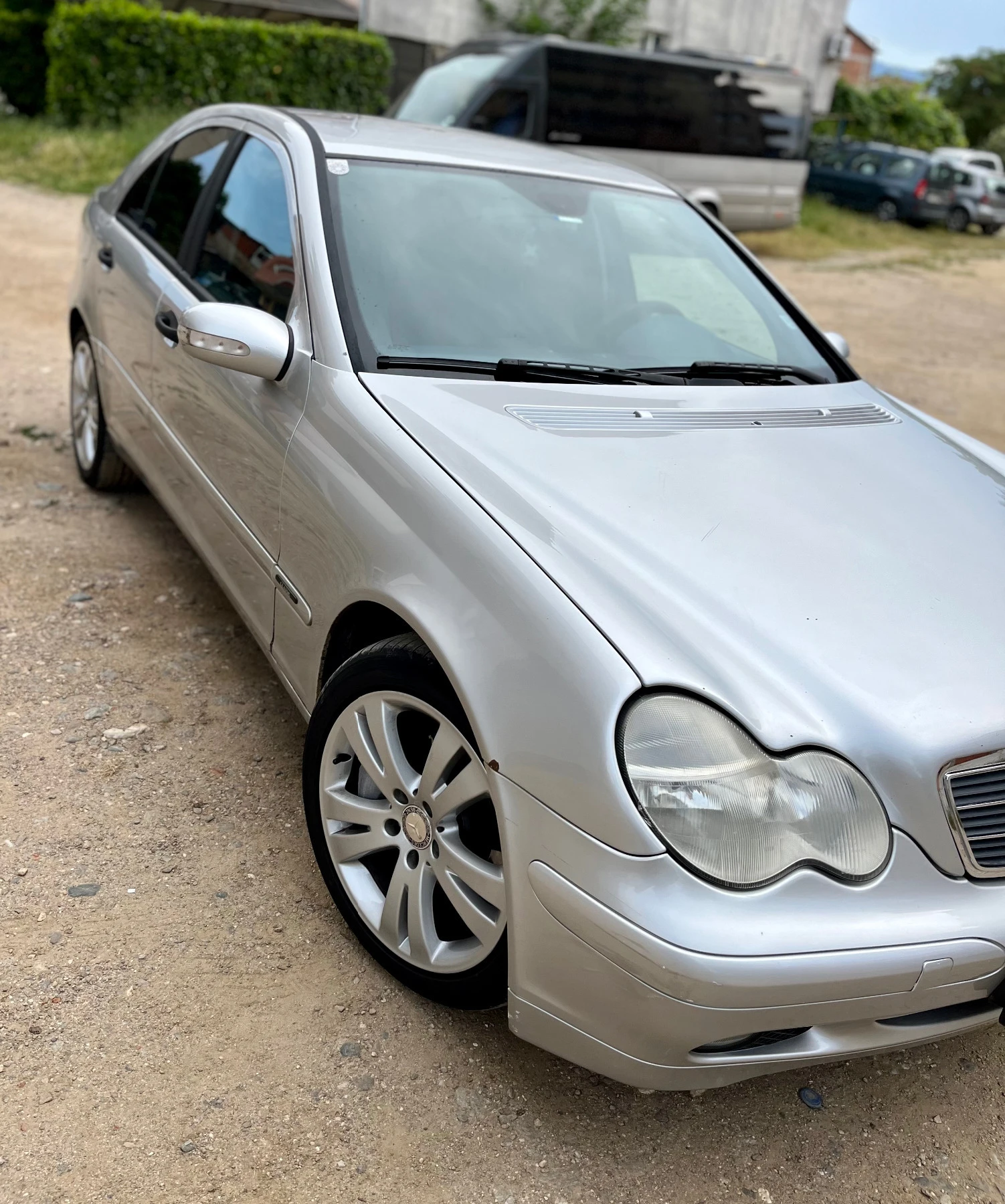 Mercedes-Benz C 200  - изображение 3