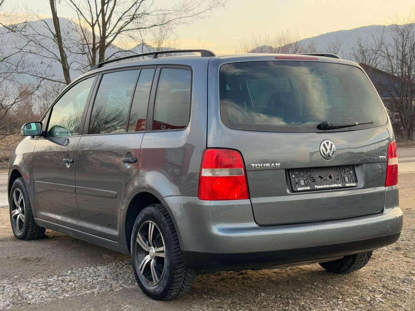 VW Touran 1.9TDI 1O5к.с 6с.к ЛИЗИНГ. 7.МЕСТА - изображение 7