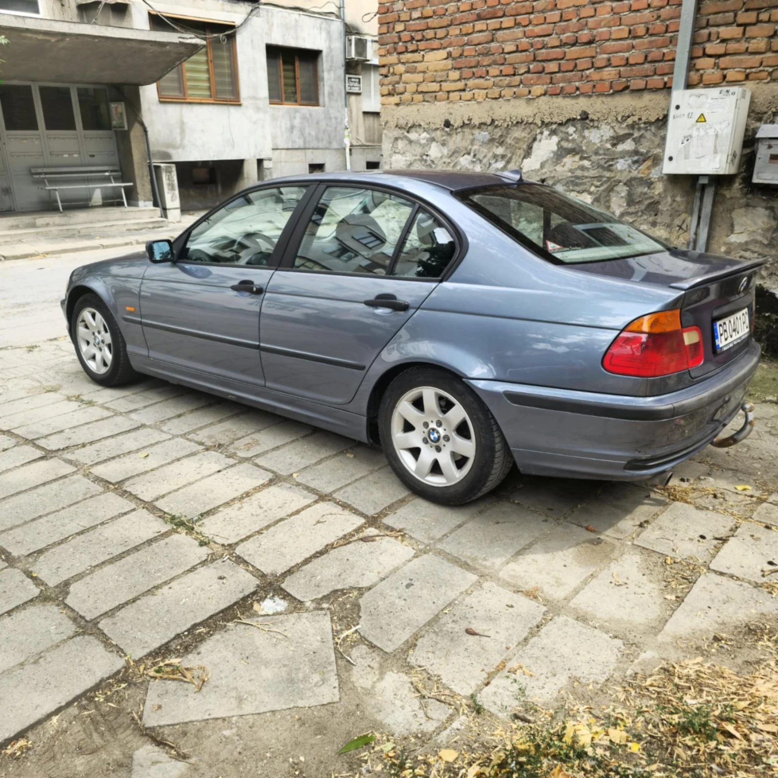 BMW 318  - изображение 10