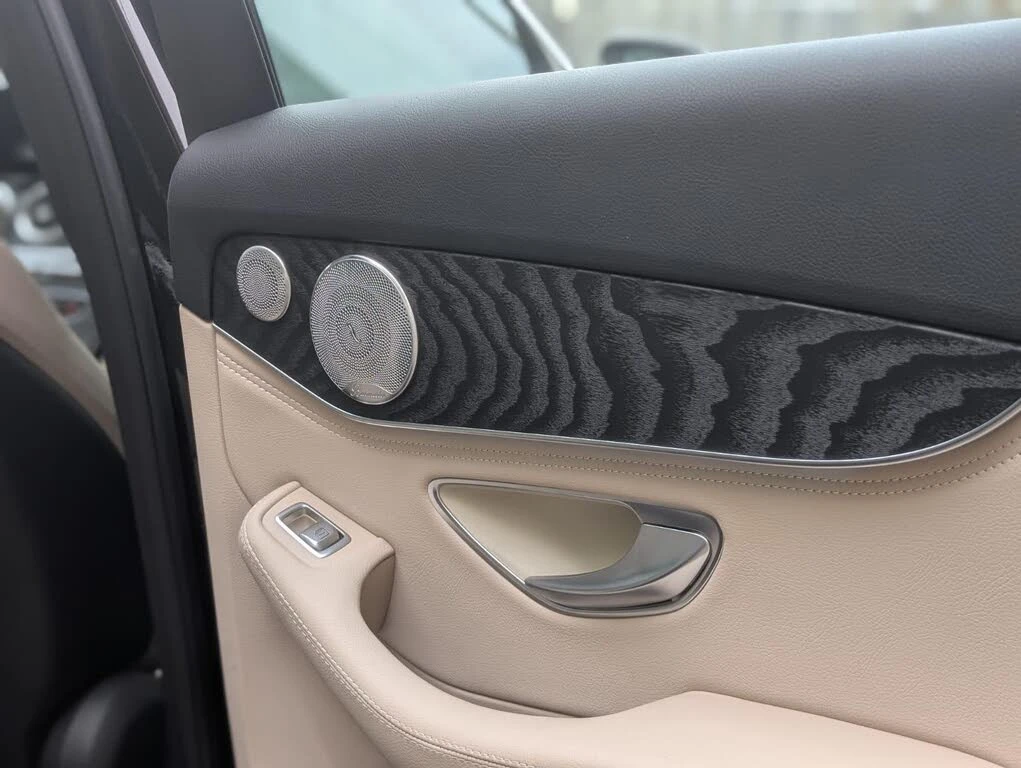 Mercedes-Benz C 400 4MATIC* BURMESTER* ПАНОРАМА* МЪРТВА ТОЧКА* КЕЙЛЕС - изображение 9