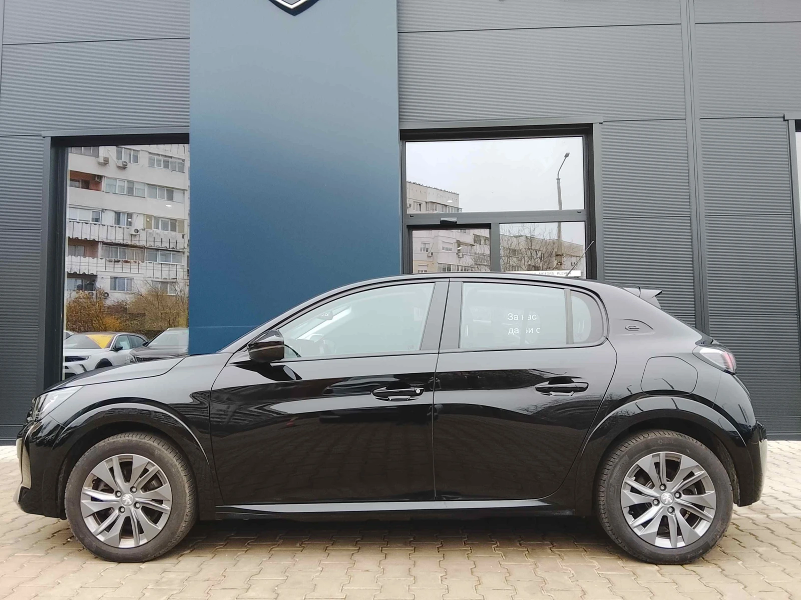 Peugeot 208 Allure Limousine (136hp)  | Mobile.bg   5