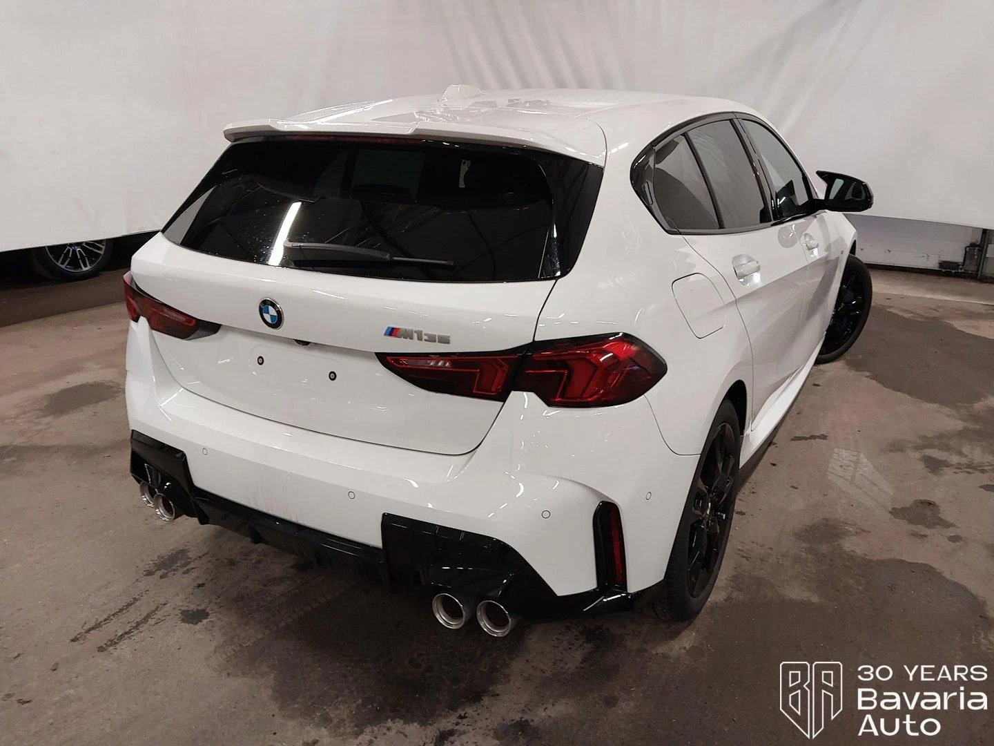 BMW 135 M135i xDrive Steptronic - изображение 3