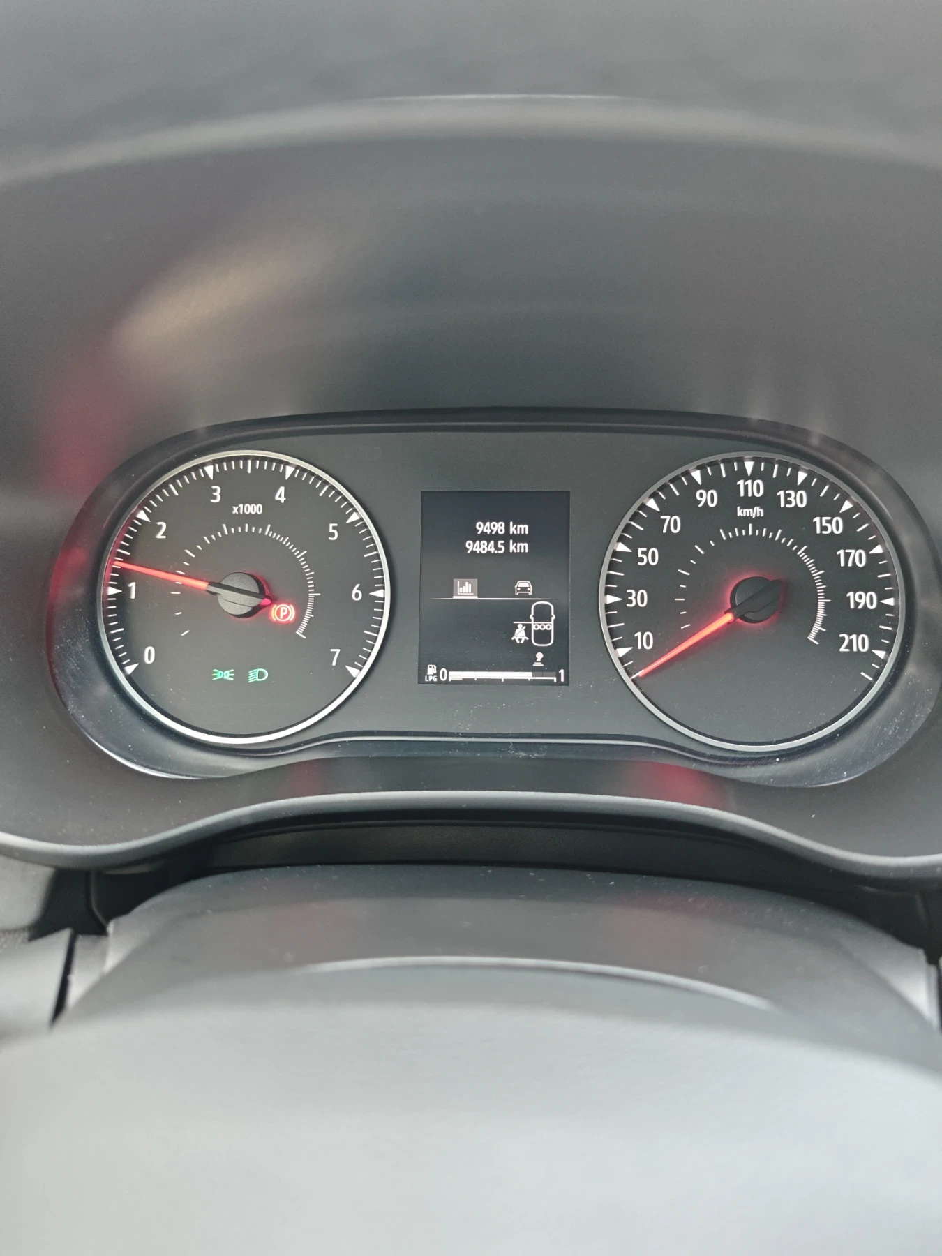 Dacia Jogger пакет Extreme, Бензин/Газ, снимка 7 - Автомобили и джипове - 53728016