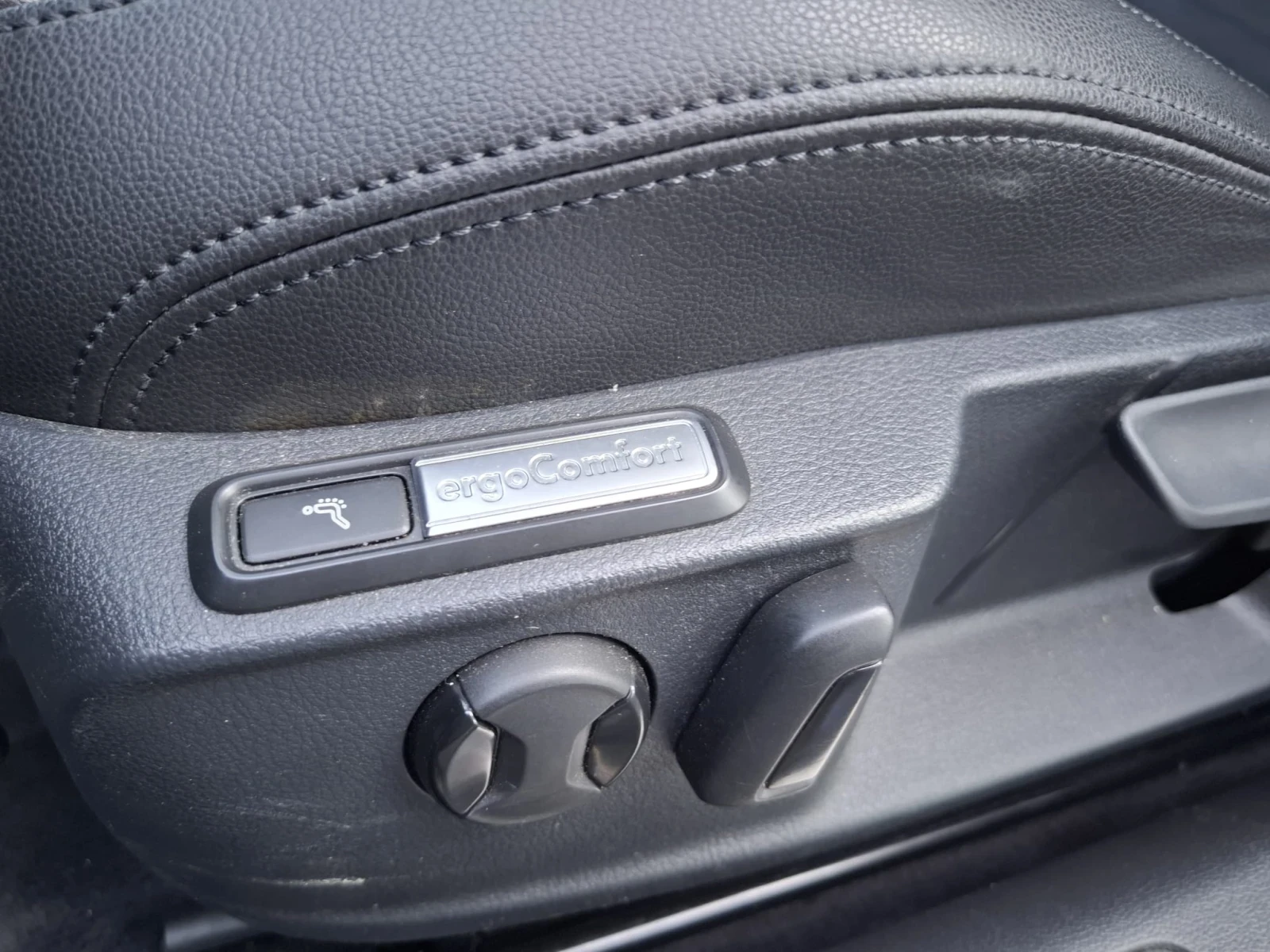 VW Passat 4motion dsg 190hp, снимка 13 - Автомобили и джипове - 53879368