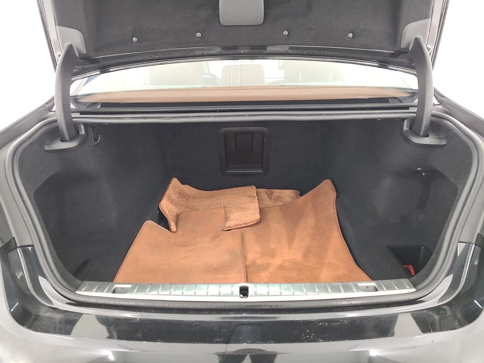 BMW 750 XDRIVE* * CARFAX * * АВТО КРЕДИТ * * , снимка 13 - Автомобили и джипове - 54137625