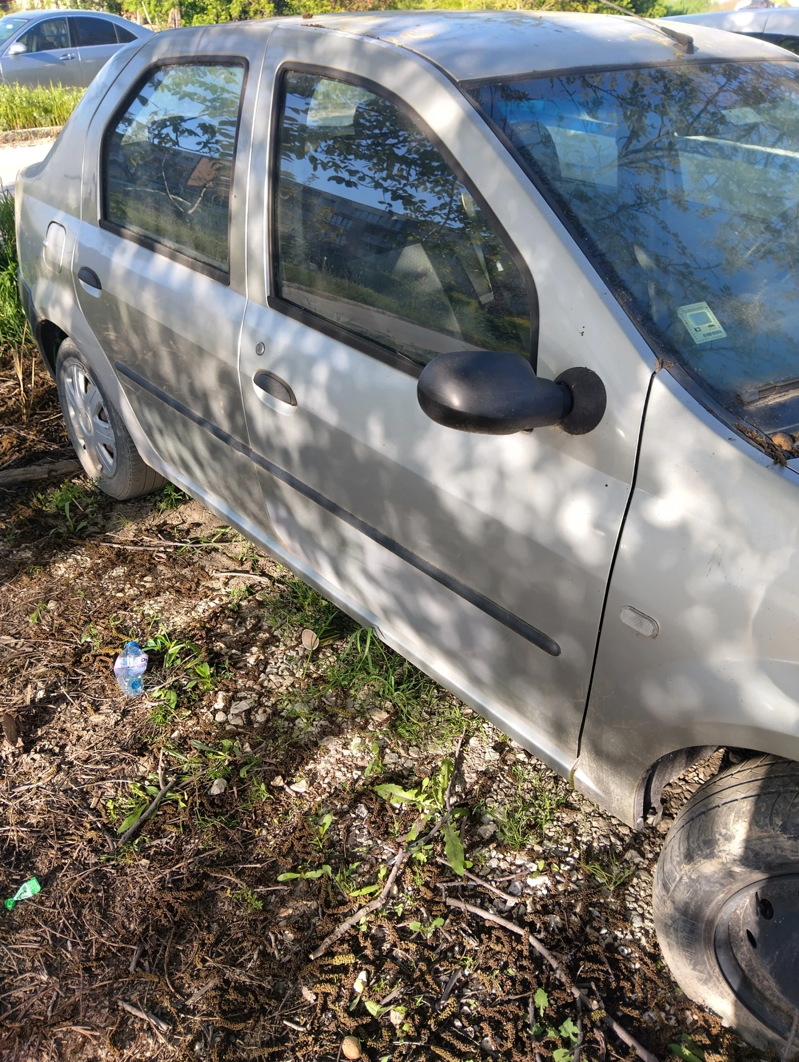 Dacia Logan, снимка 4 - Автомобили и джипове - 54335075