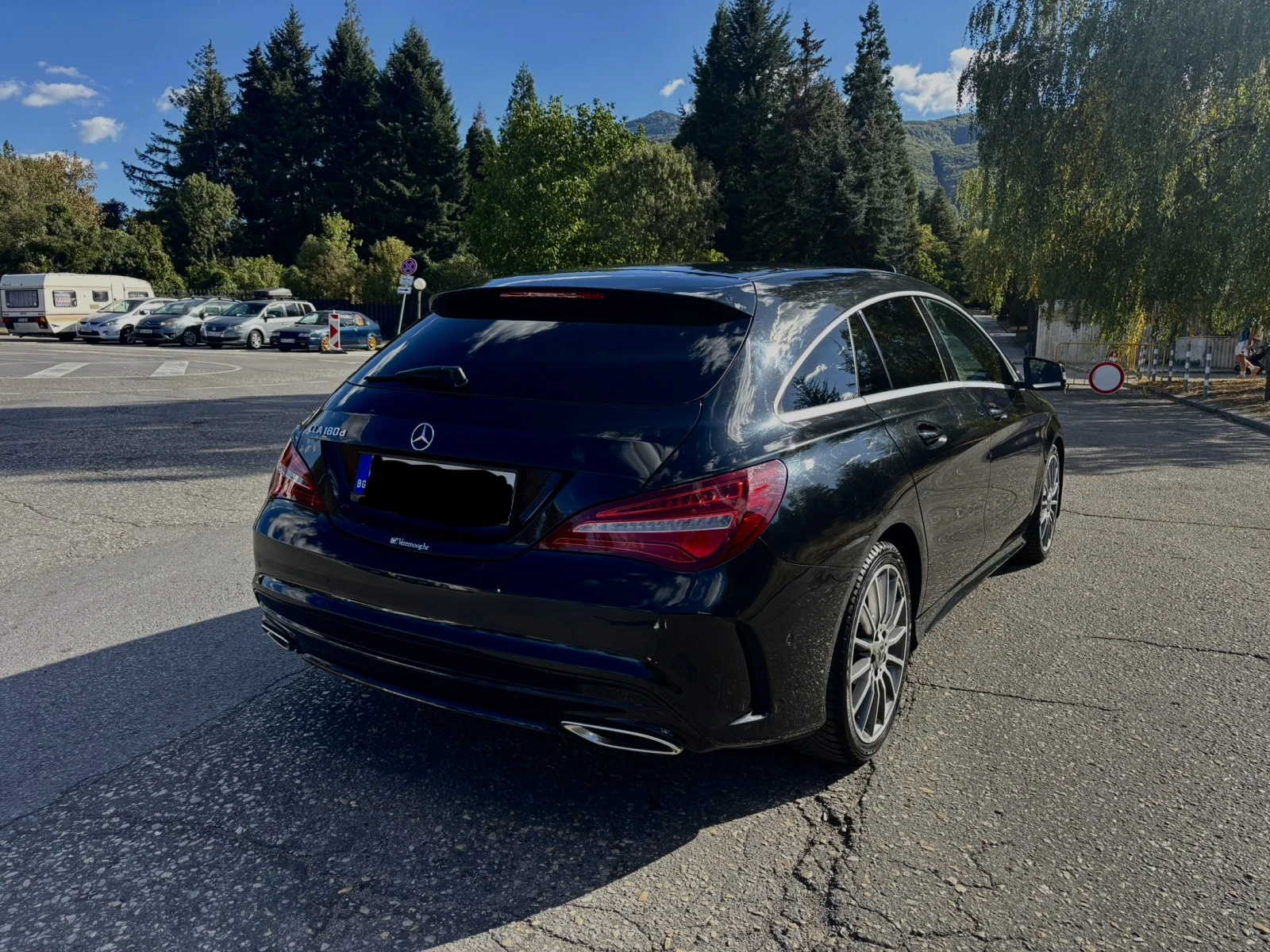 Mercedes-Benz CLA 180, снимка 6 - Автомобили и джипове - 54504936