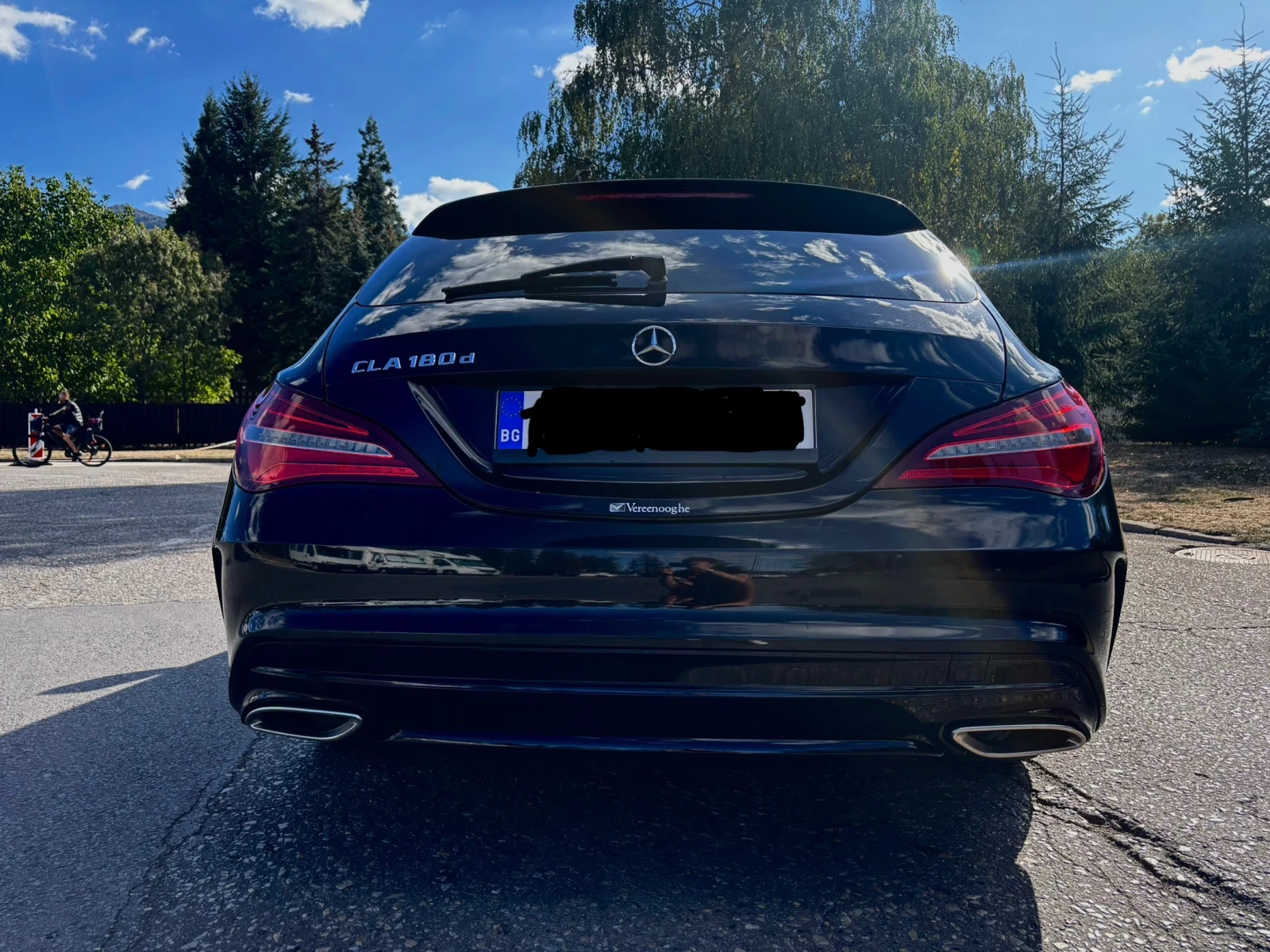 Mercedes-Benz CLA 180, снимка 5 - Автомобили и джипове - 54504936