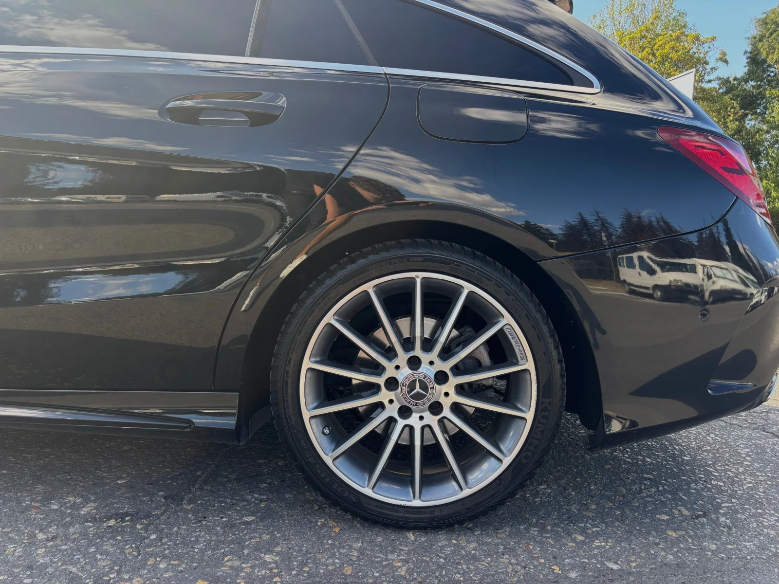 Mercedes-Benz CLA 180, снимка 4 - Автомобили и джипове - 54504936