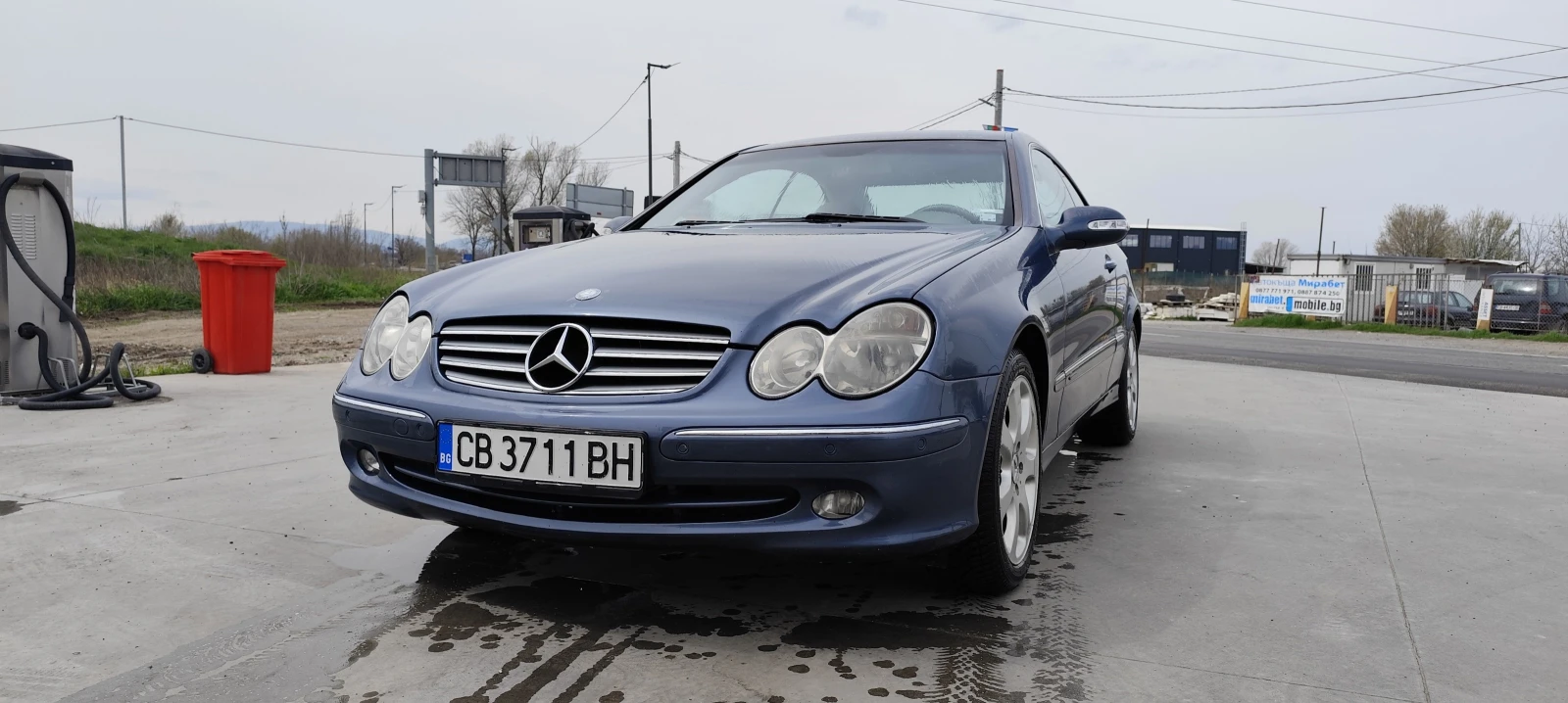 Mercedes-Benz CLK 320