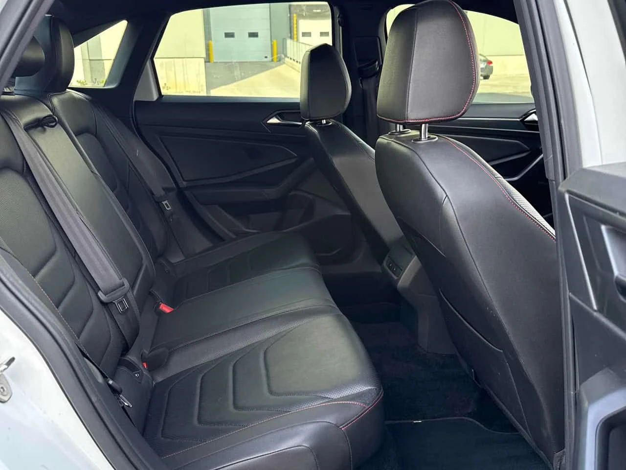 VW Jetta * GLI * CARFAX * ЦЕНА ДО БГ, снимка 16 - Автомобили и джипове - 54606975