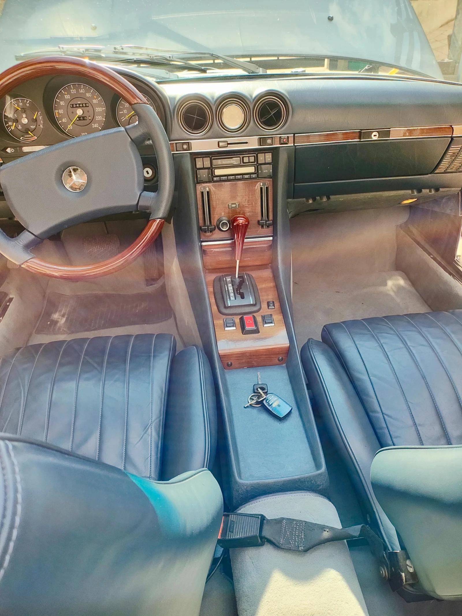 Mercedes-Benz SL 380, снимка 6 - Автомобили и джипове - 54702606