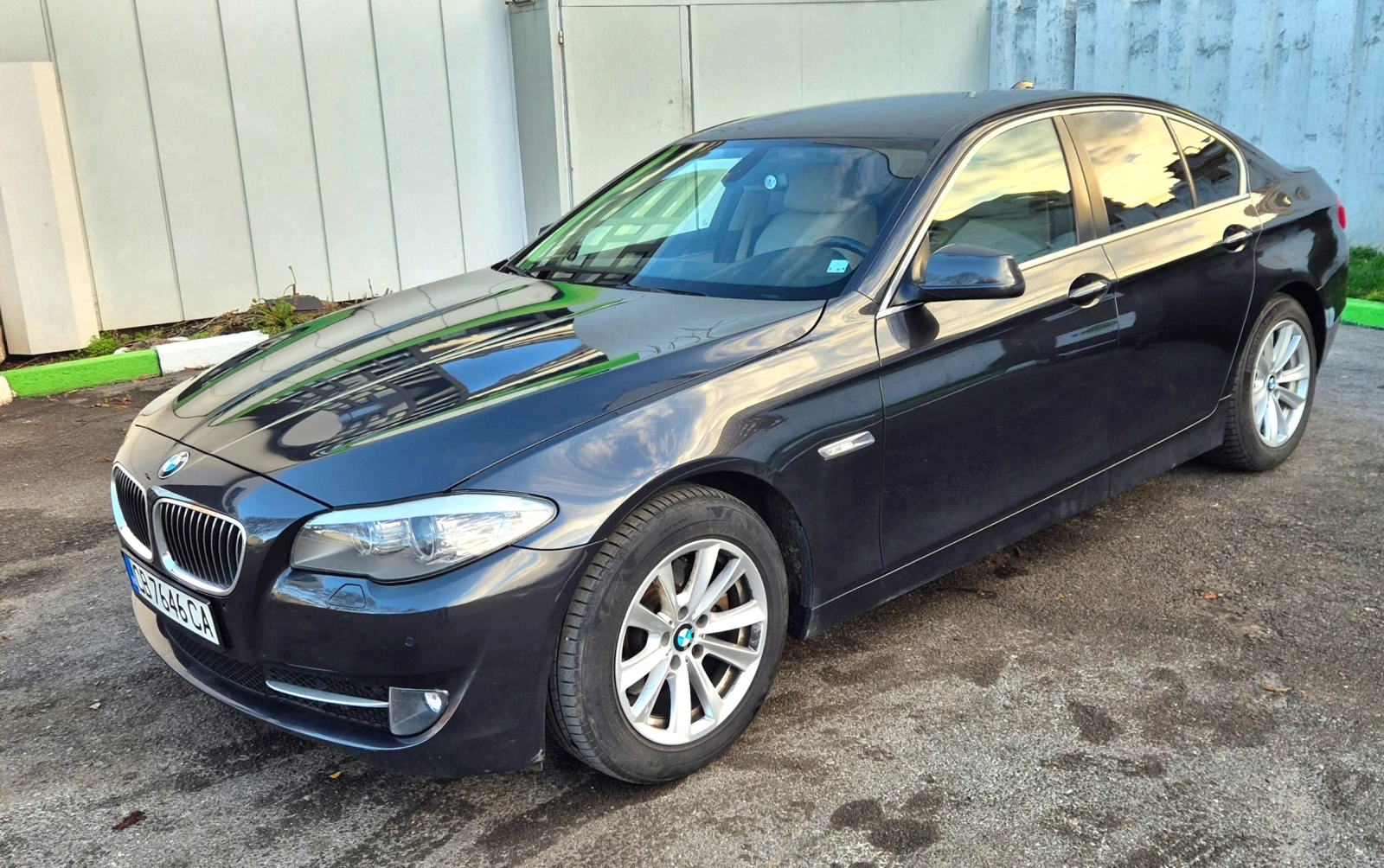 BMW 523 3.0, снимка 6 - Автомобили и джипове - 55160153