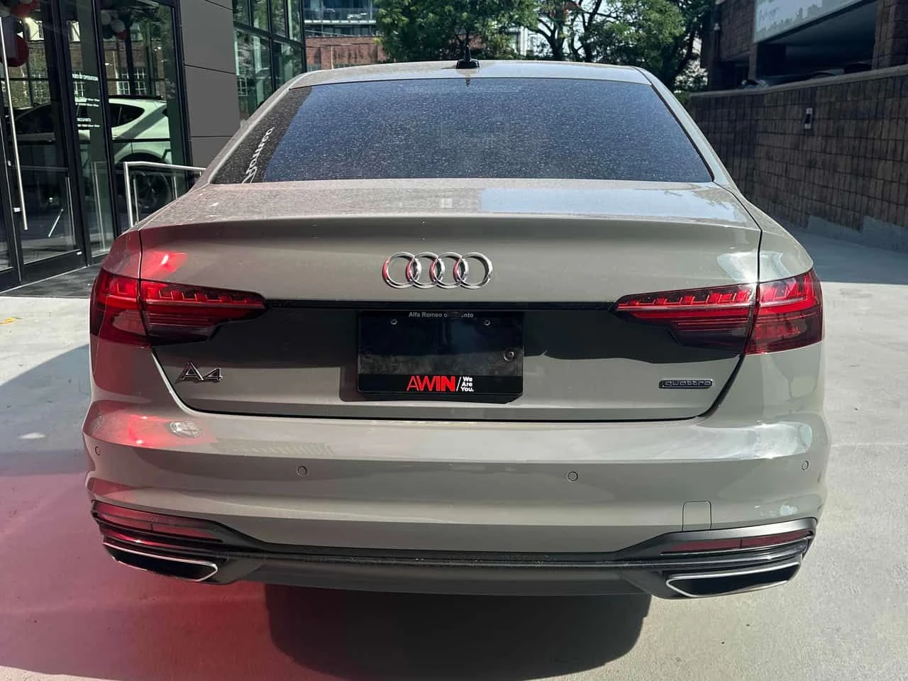 Audi A4 | Progressiv | DISTRONIC | 360 | ПОДГРЕВ | , снимка 4 - Автомобили и джипове - 55193942