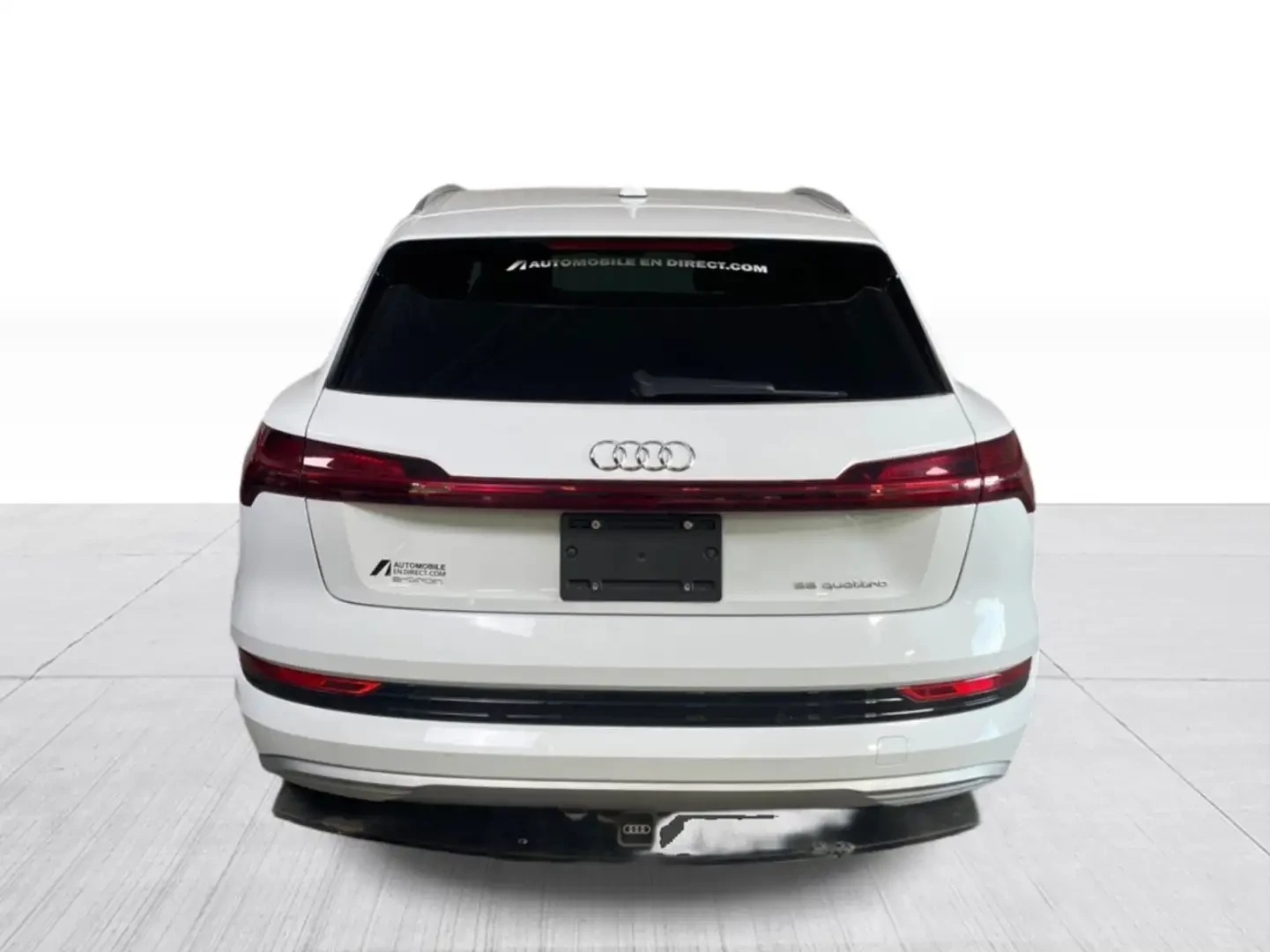 Audi E-Tron TECHNIK/PANORAMA/360CAM/ОБДУХ/ПОДГРЕВ, снимка 4 - Автомобили и джипове - 55237312