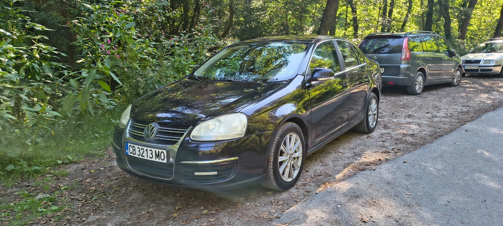 VW Jetta 1.9 TDI, снимка 2 - Автомобили и джипове - 55542246